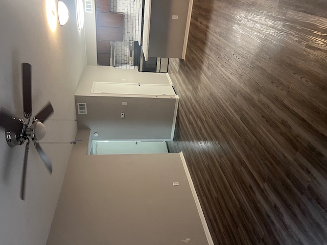 1410 Richmond Road - 111